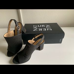Naturalizer Block Heeled Sandals